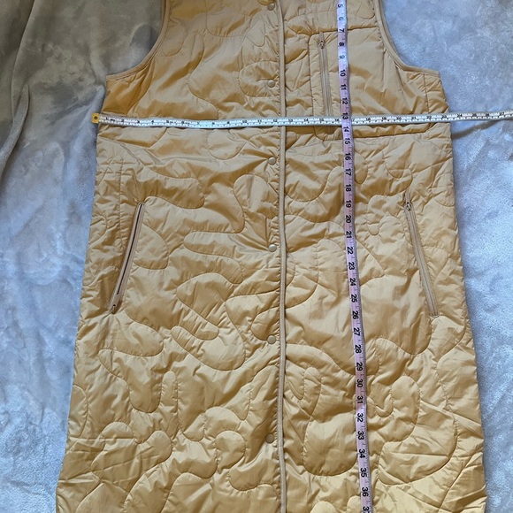 Lululemon Insulated Quilted Long Vest, W10 - Picture 7 of 15